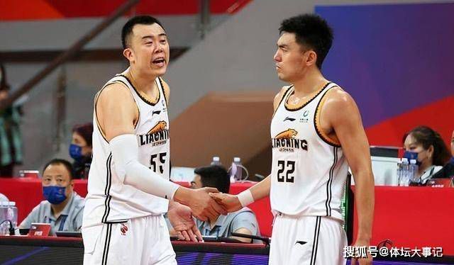 会上，乌尔善畅谈自己为何要创作和拍摄幻想类 《封神三部曲》青岛开工