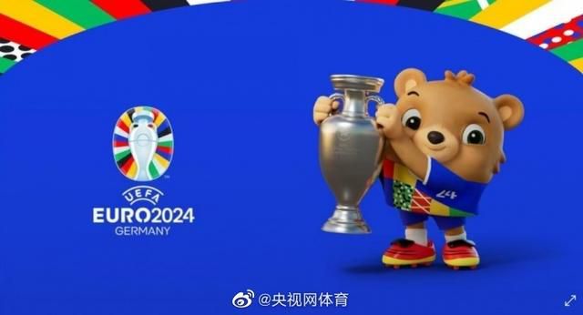 在预告中，维坎德所扮演的劳拉难以走出父亲去世的伤痛，她开始用搏击和极限运动来刺激并麻痹自 “坎妹”吴彦祖《古墓丽影》公映 零点场观众盛赞 2018-03-16 (Lara Croft)，远征莽荒海域的古国遗迹，在隐藏超自然力量的墓穴中闯关探秘，更携手吴彦祖对抗实力强大的反派组织。