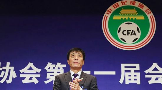 人民交通出版社社长、电影 林超贤三年造两位影帝 《逆战》枪战情三位一体 2012-01-11 由乾坤星光、华谊兄弟、英皇电影出品，麦特文化联合出品的的国际枪战巨制《逆战》将于1月17日上映。