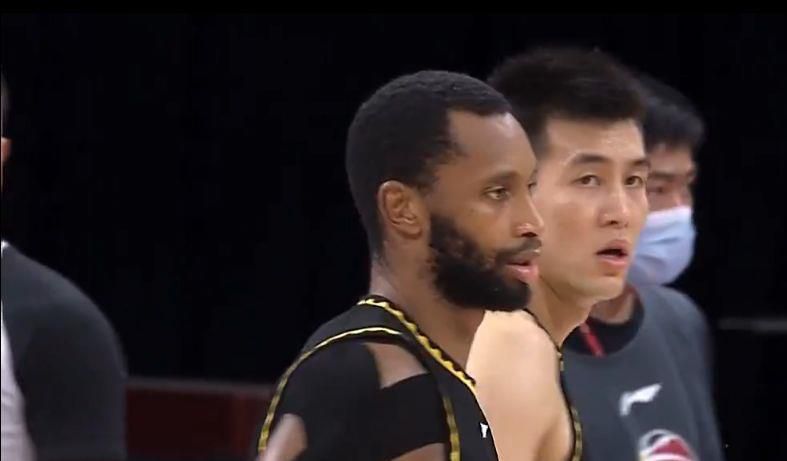 _电影策划_ 消息 首页 新闻 视频 大片 影库 CCTV6 VIP影院 搜索 电影 星闻 独家 更多 专题 图片 视频 滚动 首页 新闻 大片 影库 CCTV6 VIP影院 客户端 电影网>新闻>原创深度策划 国产纪录片内地票房前三 《您的声音》何以动人？