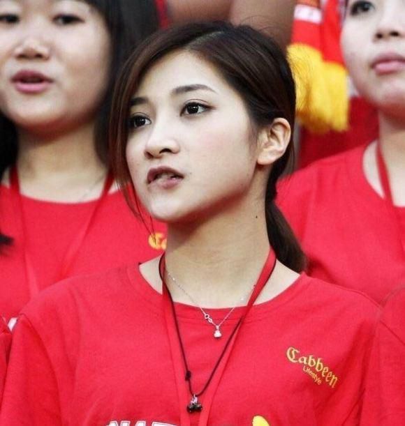 2026-03-21 2026中国电影票房破100亿!
