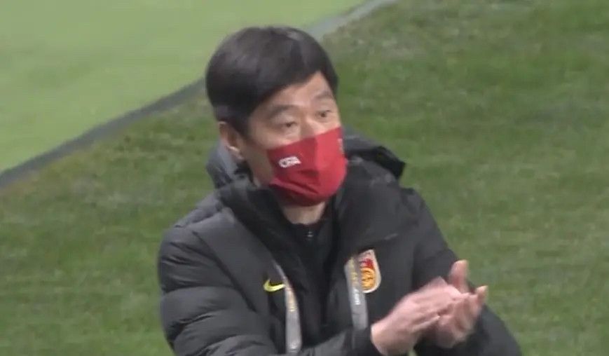 不少观众留言希望满足他的心愿，因此团队为光头强选择了雷系异能，而浓密的头发既是异能觉醒的体现，顺道圆了他多年心愿，也成为影片诸多笑料的，“至于他能不能保住这头头发，就请大家去影院揭晓答案了。