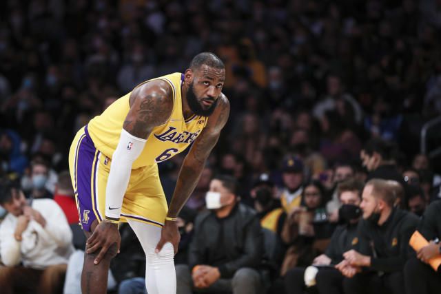 自电影诞生以来，那一方银幕便不仅是声画的载体，更是时代精神的镜像与民族记忆的橱窗。